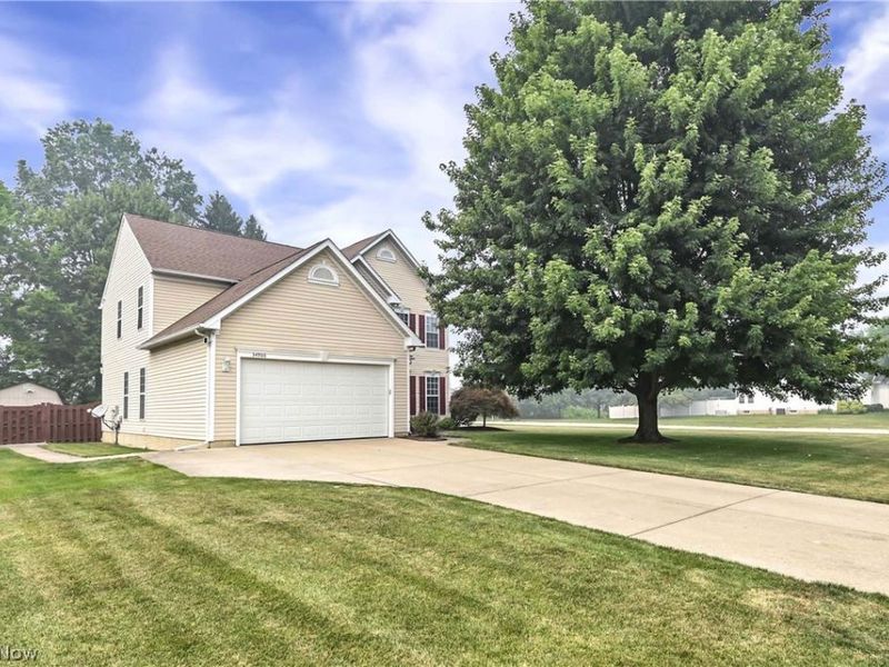 34900 Clear Creek Drive, North Ridgeville, OH 44039 Photo 3
