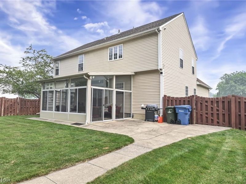 34900 Clear Creek Drive, North Ridgeville, OH 44039 Photo 6