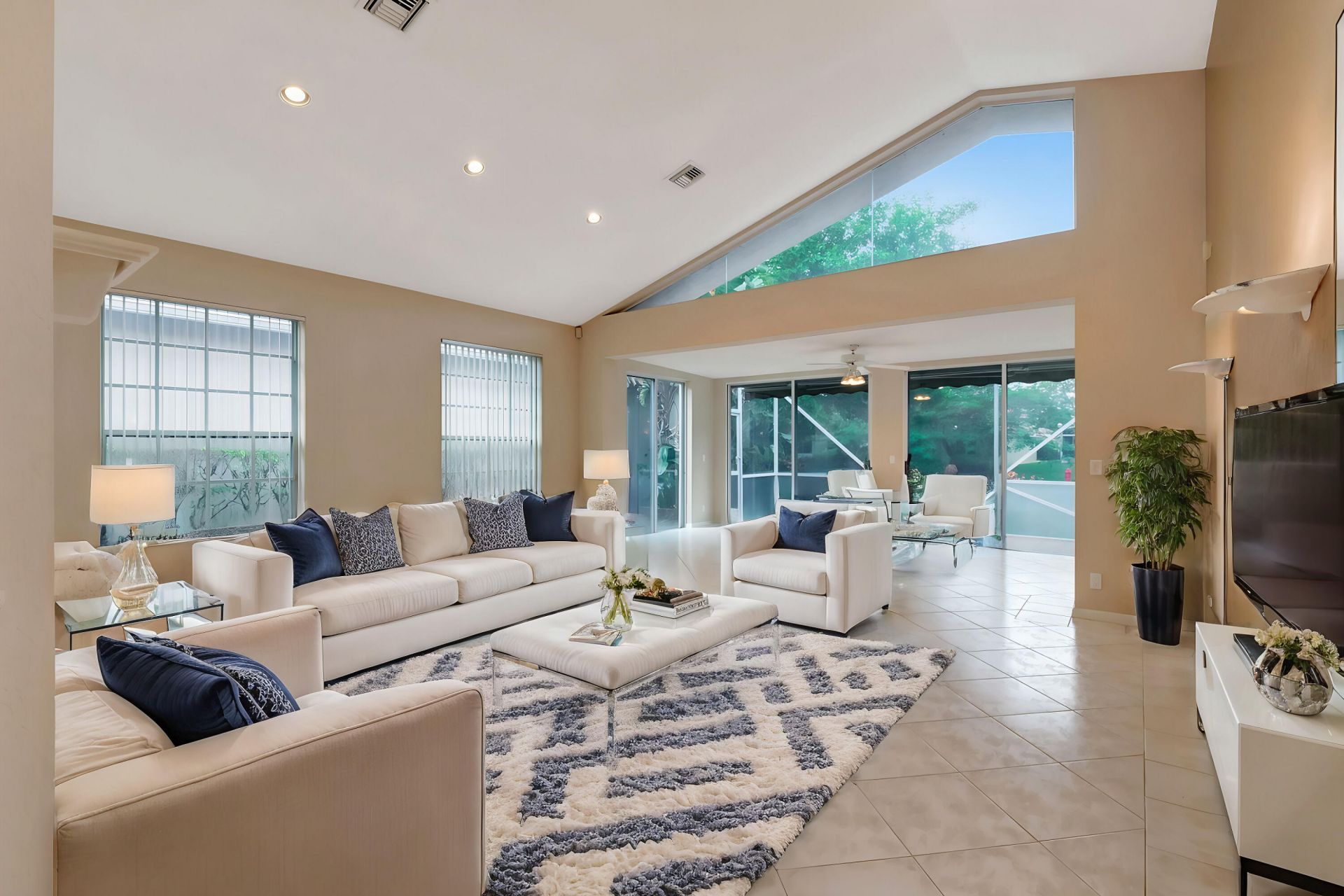 11081 Springbrook Circle, Boynton Beach, FL 33437 Photo