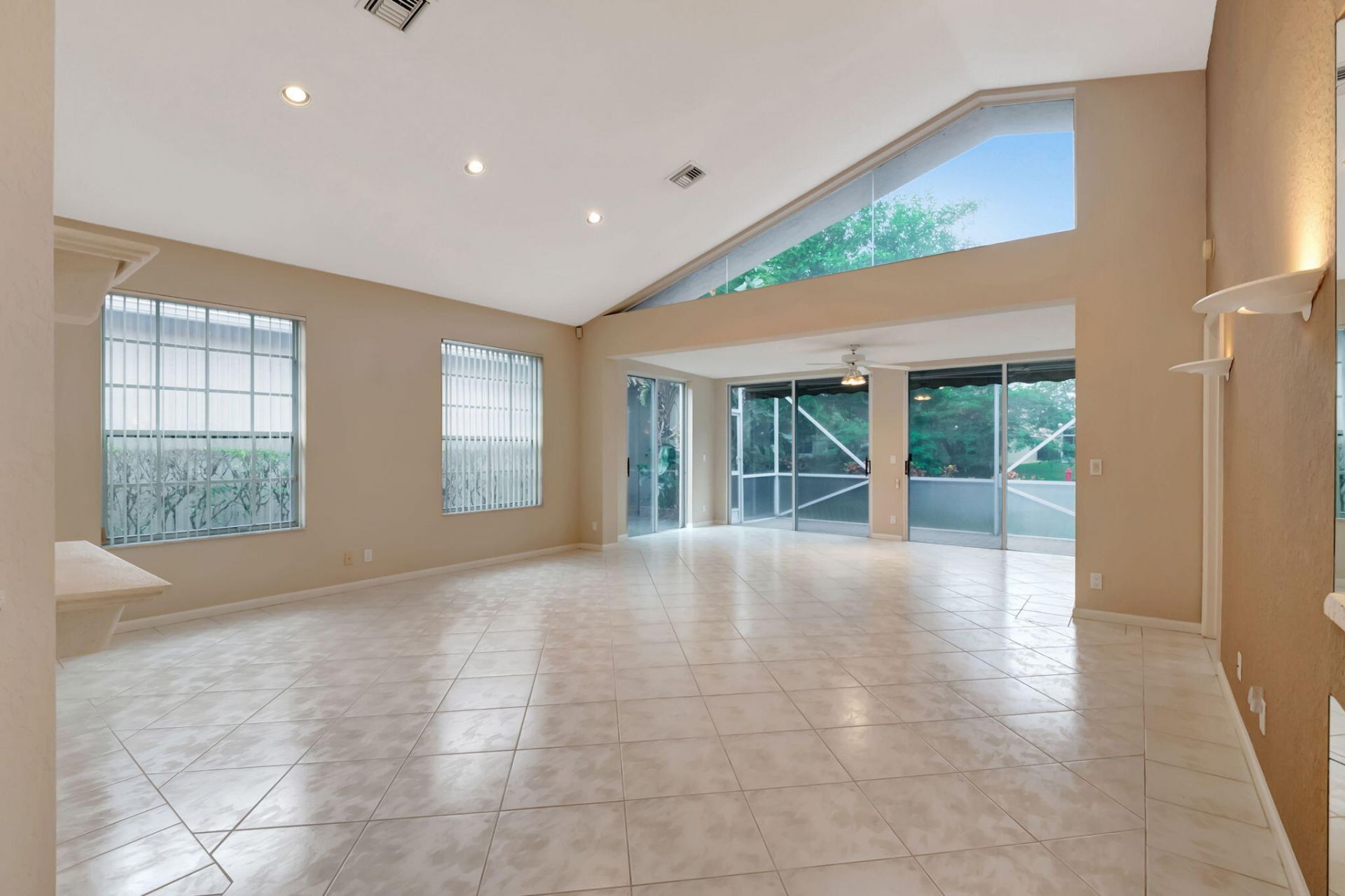 11081 Springbrook Circle, Boynton Beach, FL 33437 Photo