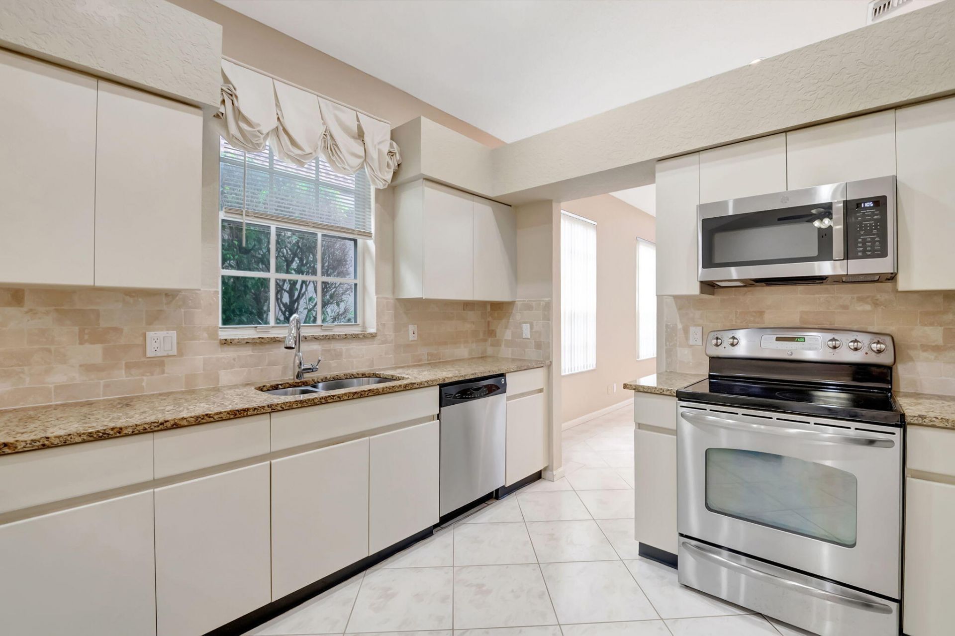 11081 Springbrook Circle, Boynton Beach, FL 33437 Photo