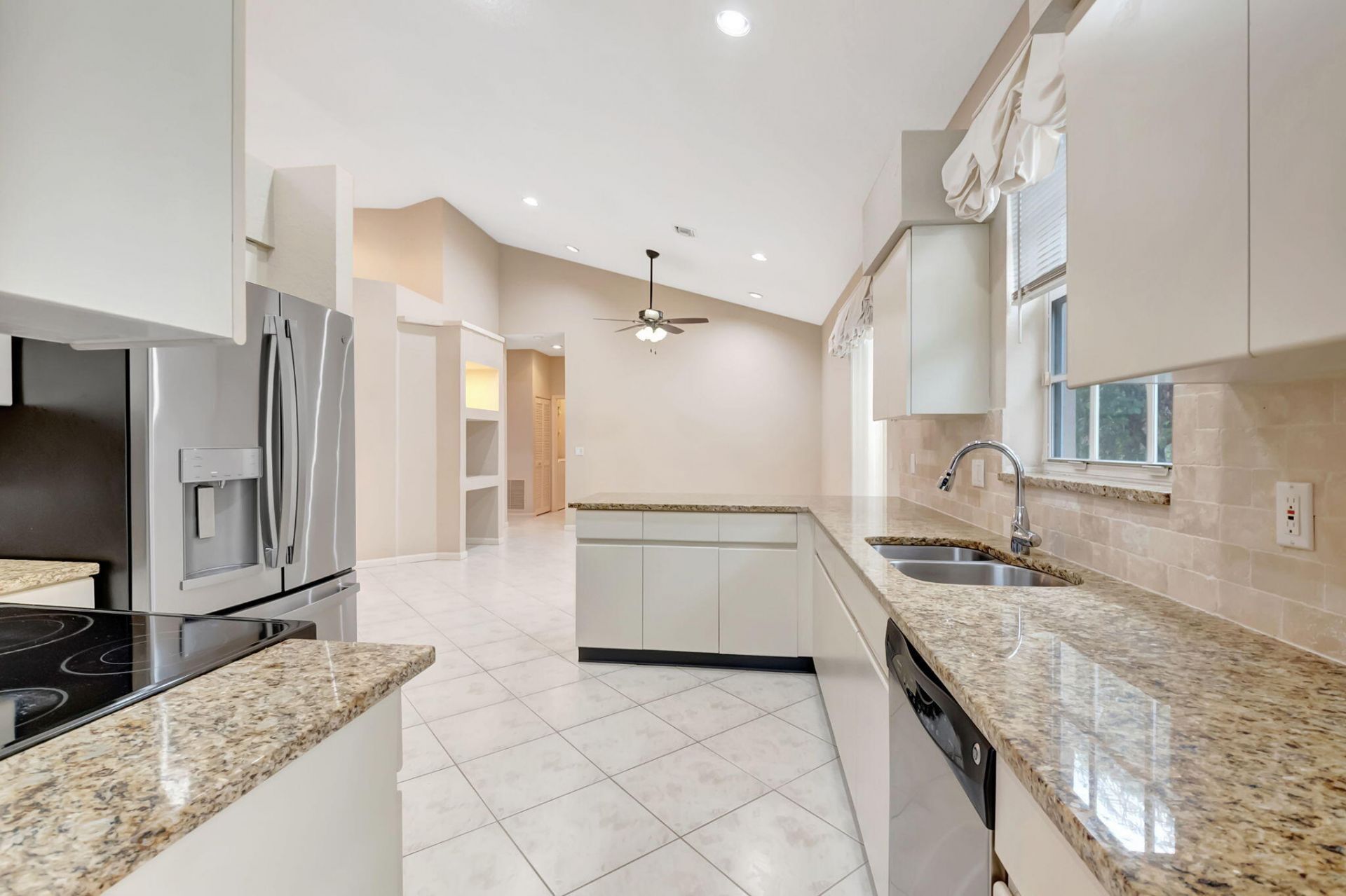 11081 Springbrook Circle, Boynton Beach, FL 33437 Photo