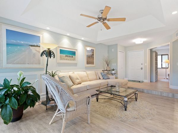 204 SEA OATS Drive, Unit D, Juno Beach, FL 33408