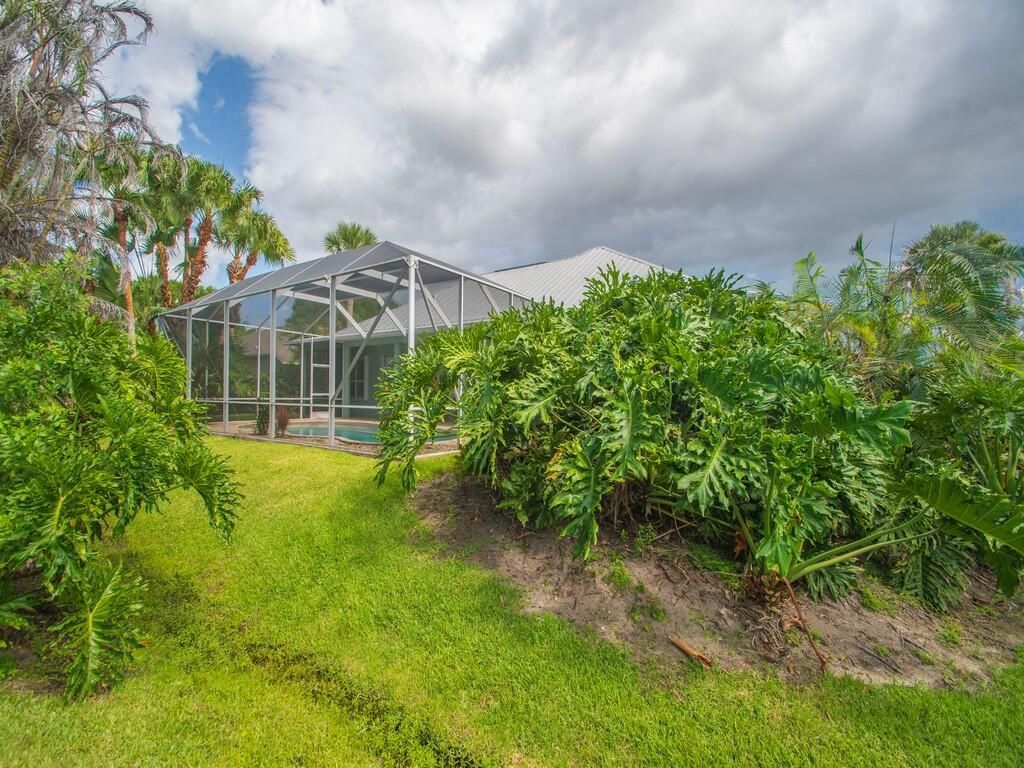 6566 35th Place, Vero Beach, FL 32966 Photo