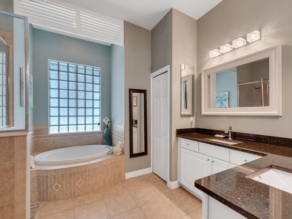 6566 35th Place, Vero Beach, FL 32966 Photo