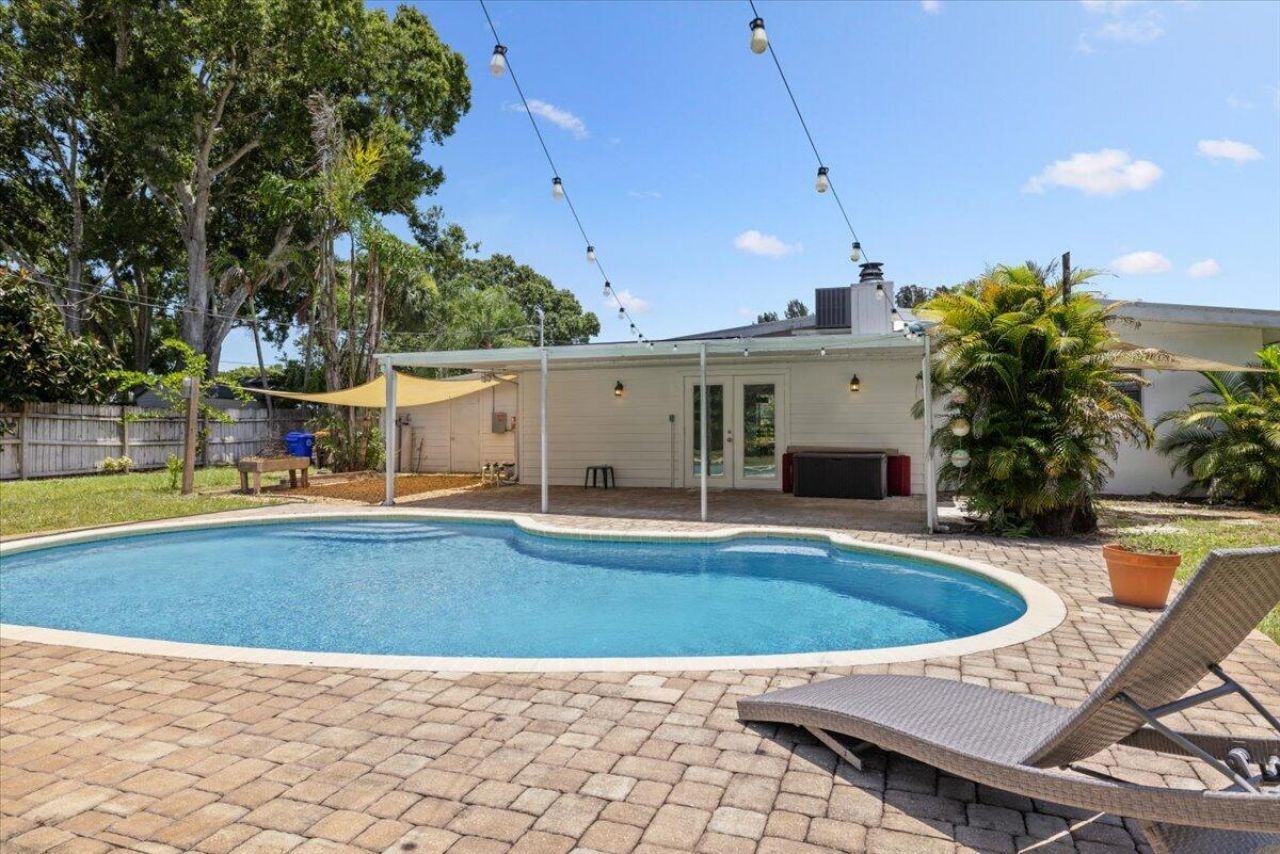 145 18th Avenue, Vero Beach, FL 32962 Photo