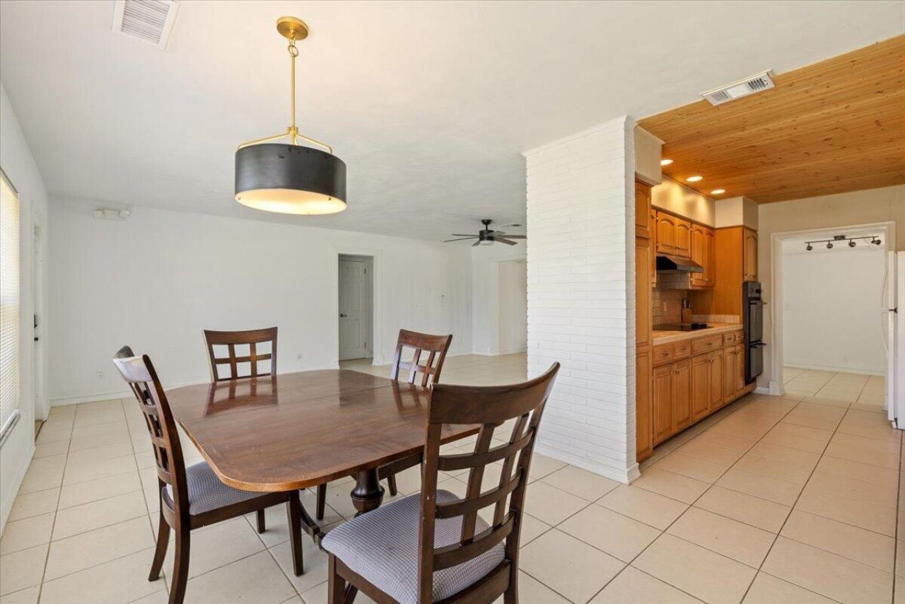 145 18th Avenue, Vero Beach, FL 32962 Photo