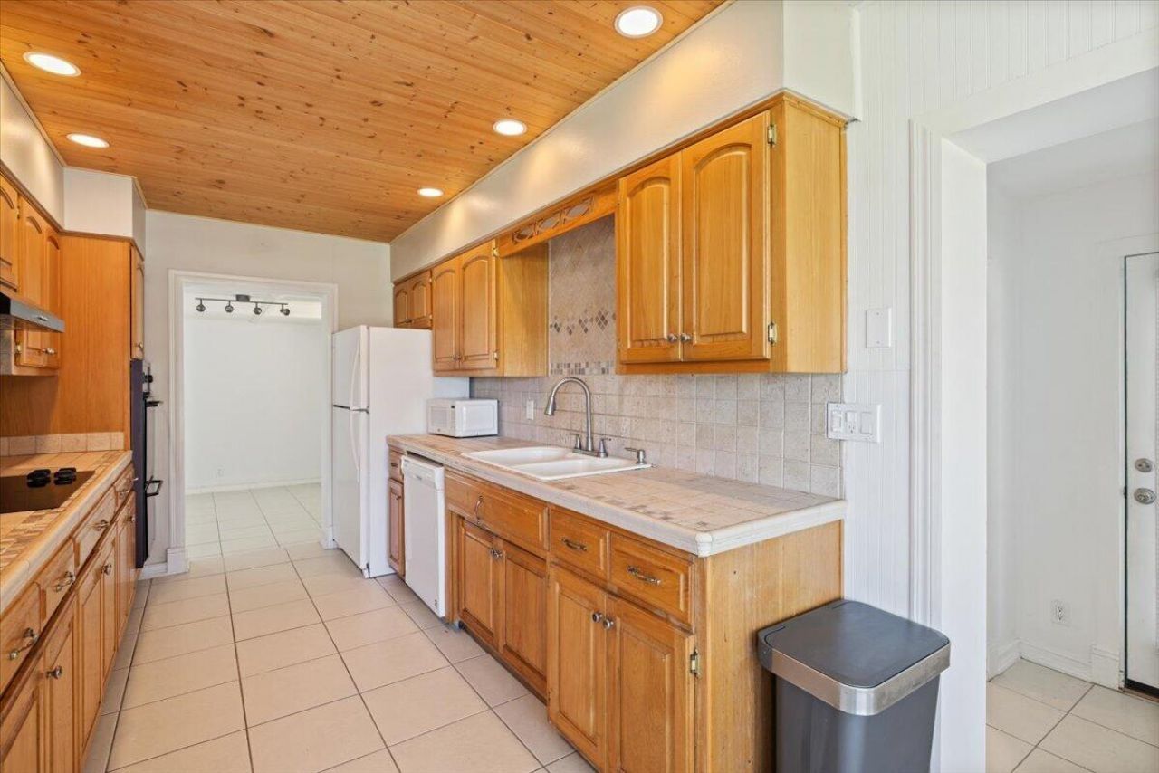 145 18th Avenue, Vero Beach, FL 32962 Photo