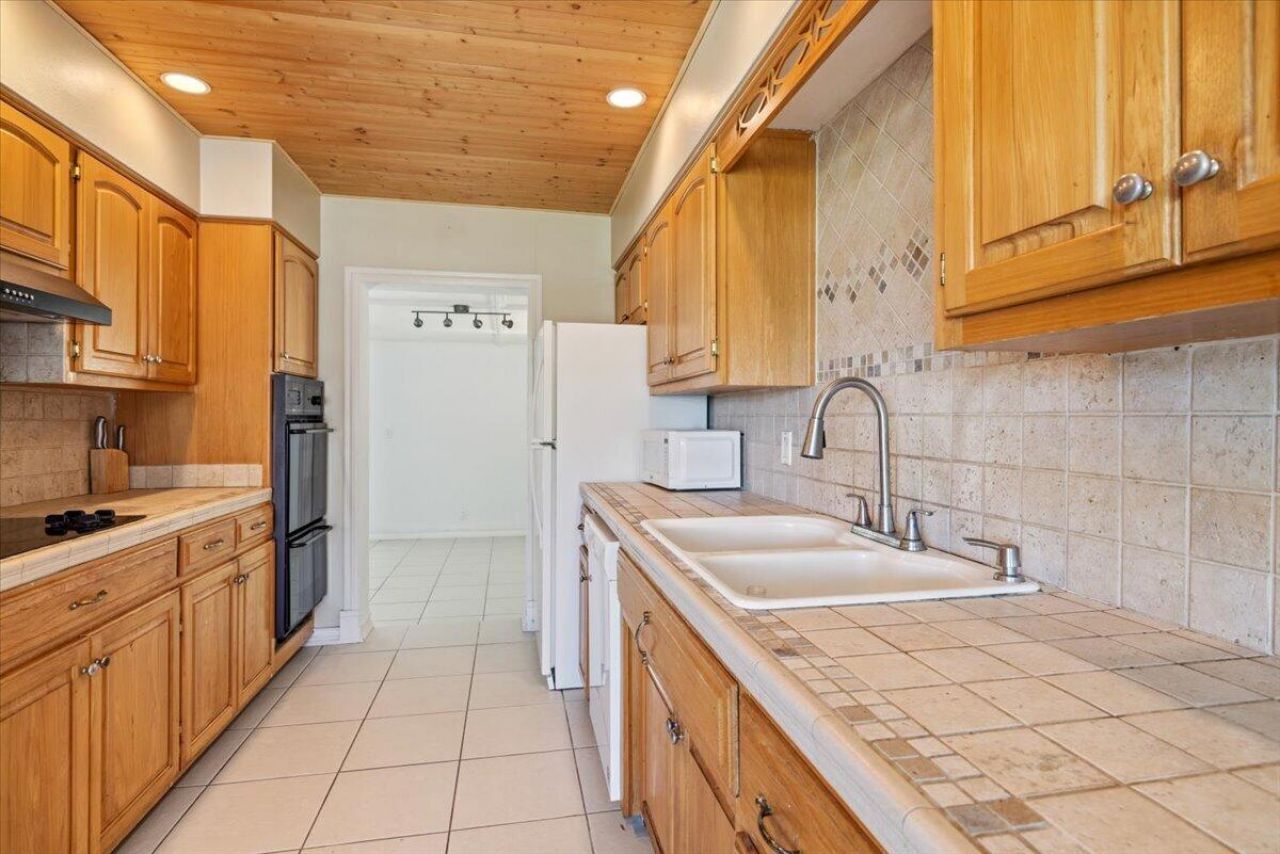 145 18th Avenue, Vero Beach, FL 32962 Photo