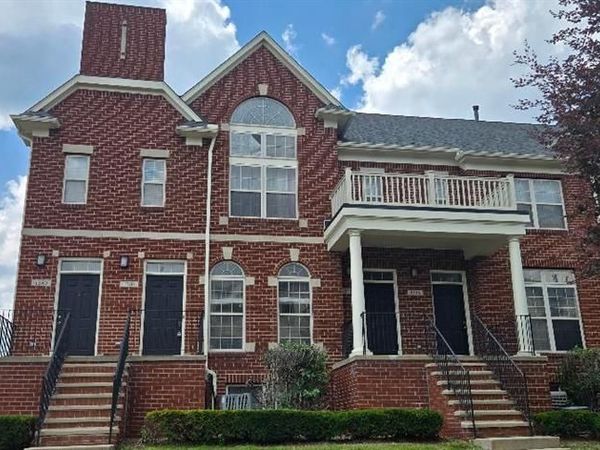 1386 Raliegh Place, Troy, MI 48084