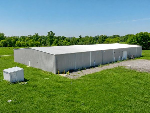 8975 Page Avenue, Jackson, MI 49201