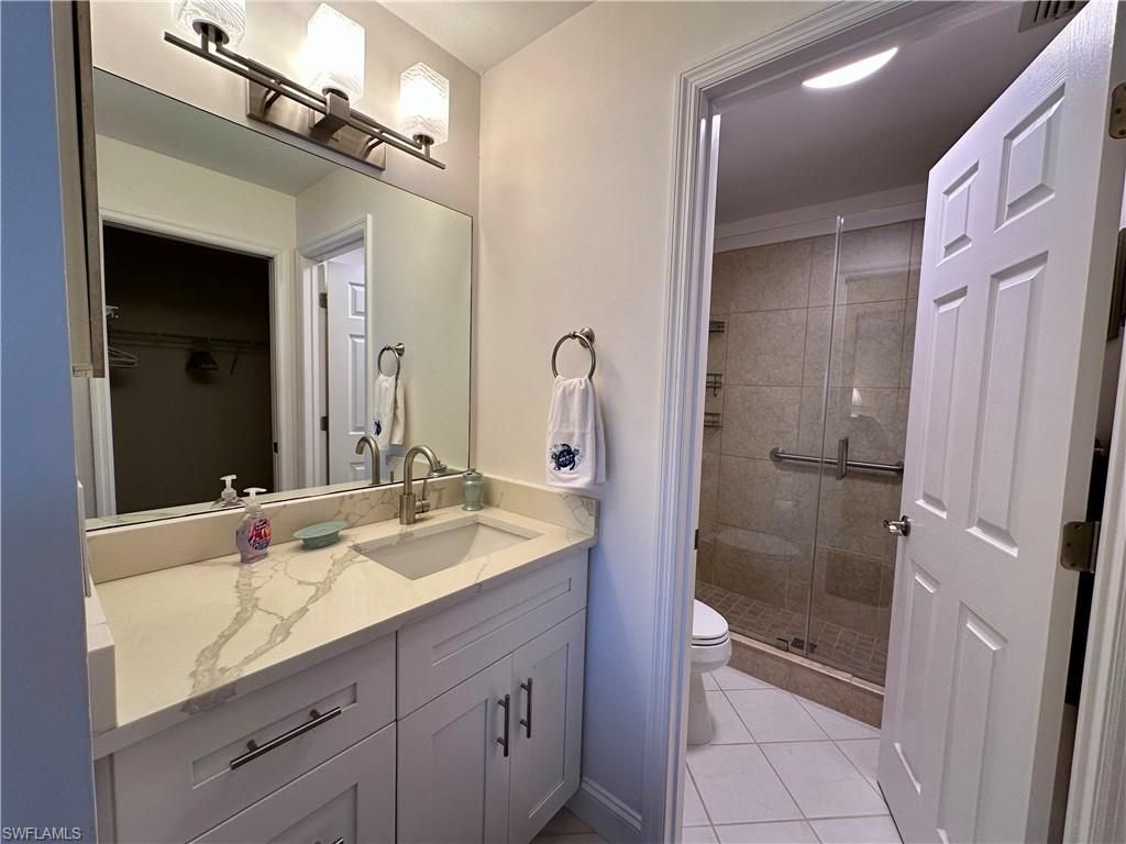 10686 Gulfshore Dr , Unit 304 A, Naples, FL 34108 Photo