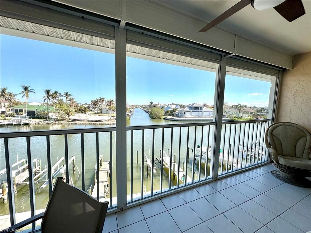 10686 Gulfshore Dr , Unit 304 A, Naples, FL 34108 Photo
