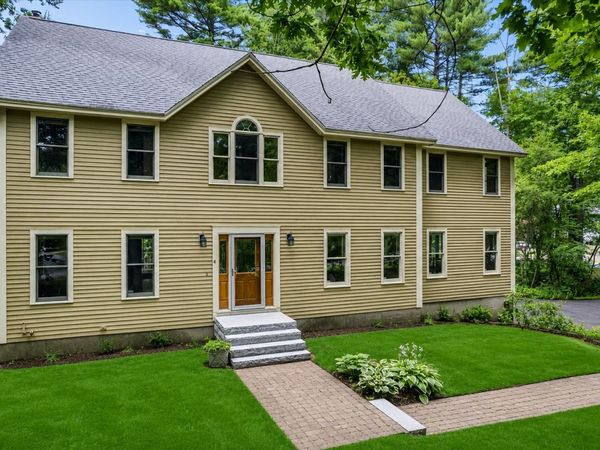 4 Berge Lane, Derry, NH 03038