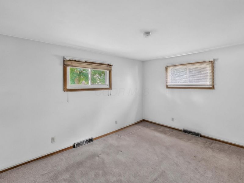 1402 N Mulberry Street , Mount Vernon, OH 43050 Photo 10