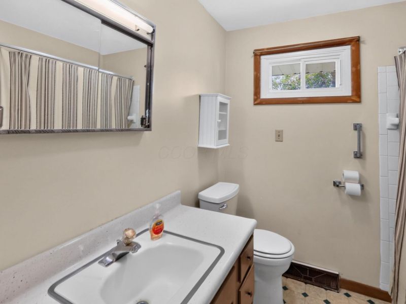 1402 N Mulberry Street , Mount Vernon, OH 43050 Photo 12