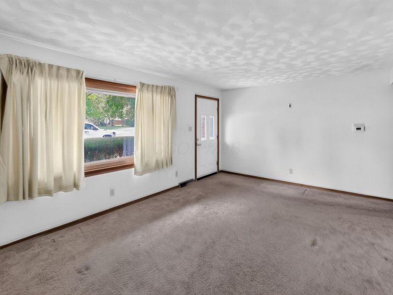 1402 N Mulberry Street , Mount Vernon, OH 43050 Photo 5