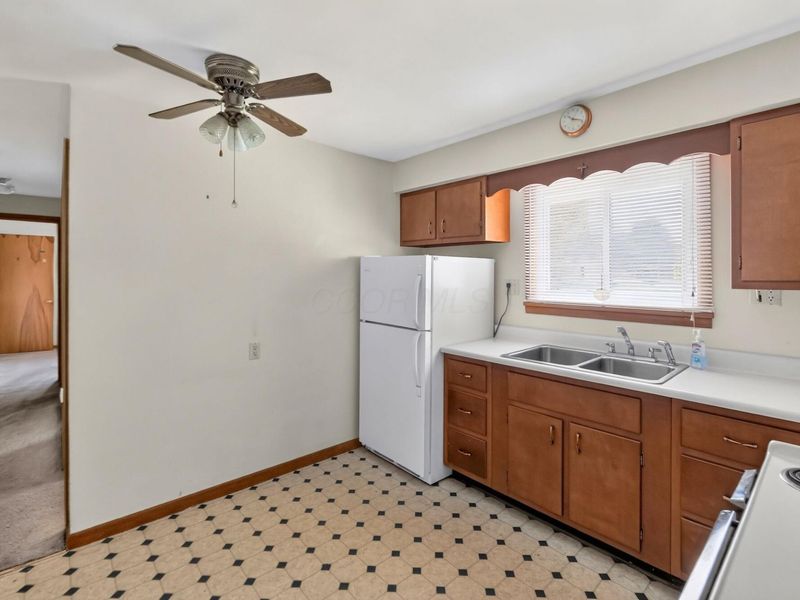 1402 N Mulberry Street , Mount Vernon, OH 43050 Photo 7