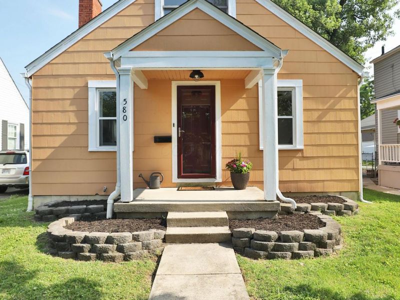 580 Tibet Road, Columbus, OH 43202 Photo 3