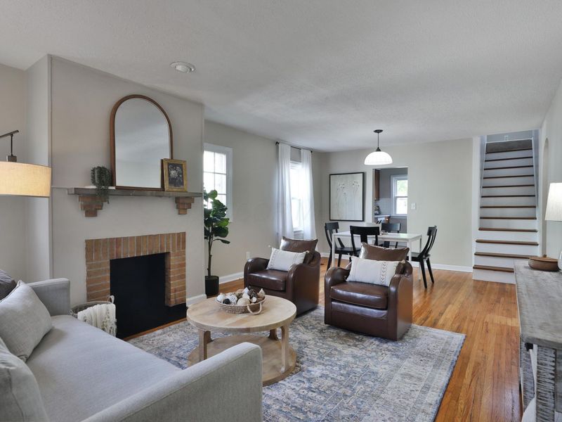 580 Tibet Road, Columbus, OH 43202 Photo 9