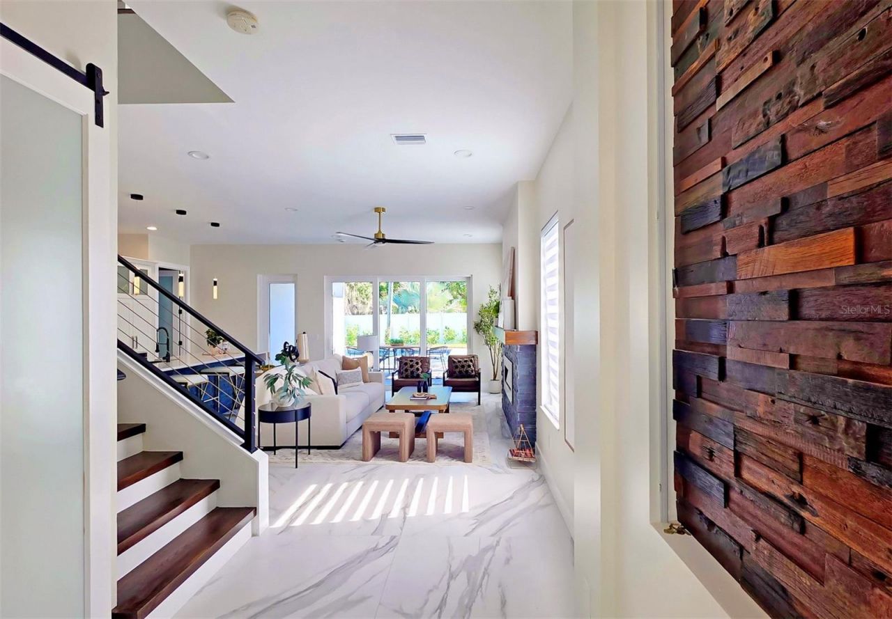 1156 Cocoanut Avenue , Sarasota, FL 34236 Photo