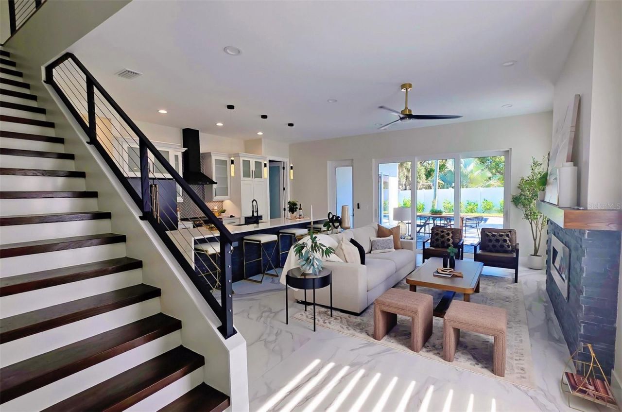 1156 Cocoanut Avenue , Sarasota, FL 34236 Photo