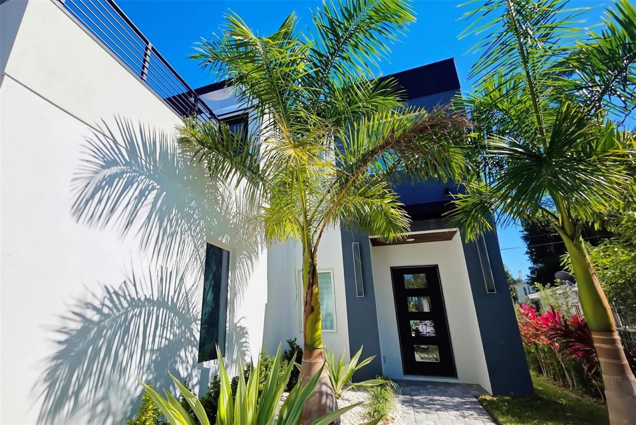 1156 Cocoanut Avenue , Sarasota, FL 34236 Photo