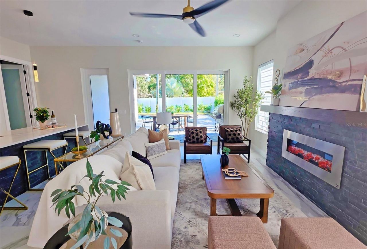 1156 Cocoanut Avenue , Sarasota, FL 34236 Photo
