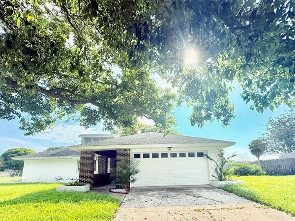 140 FAIRWAY TEN DRIVE , CASSELBERRY, FL 32707