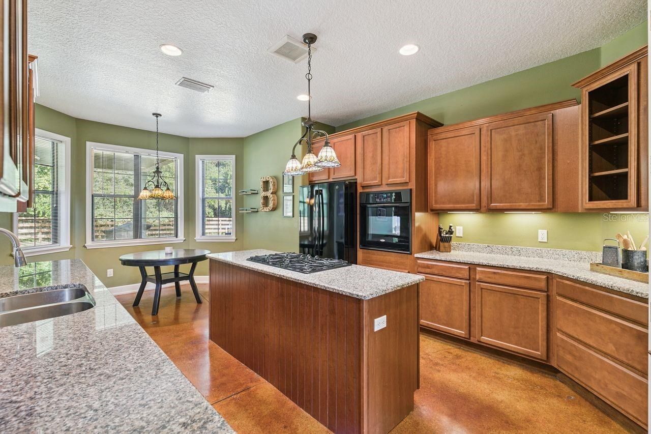 36137 Mattawan Drive , Eustis, FL 32736 Photo