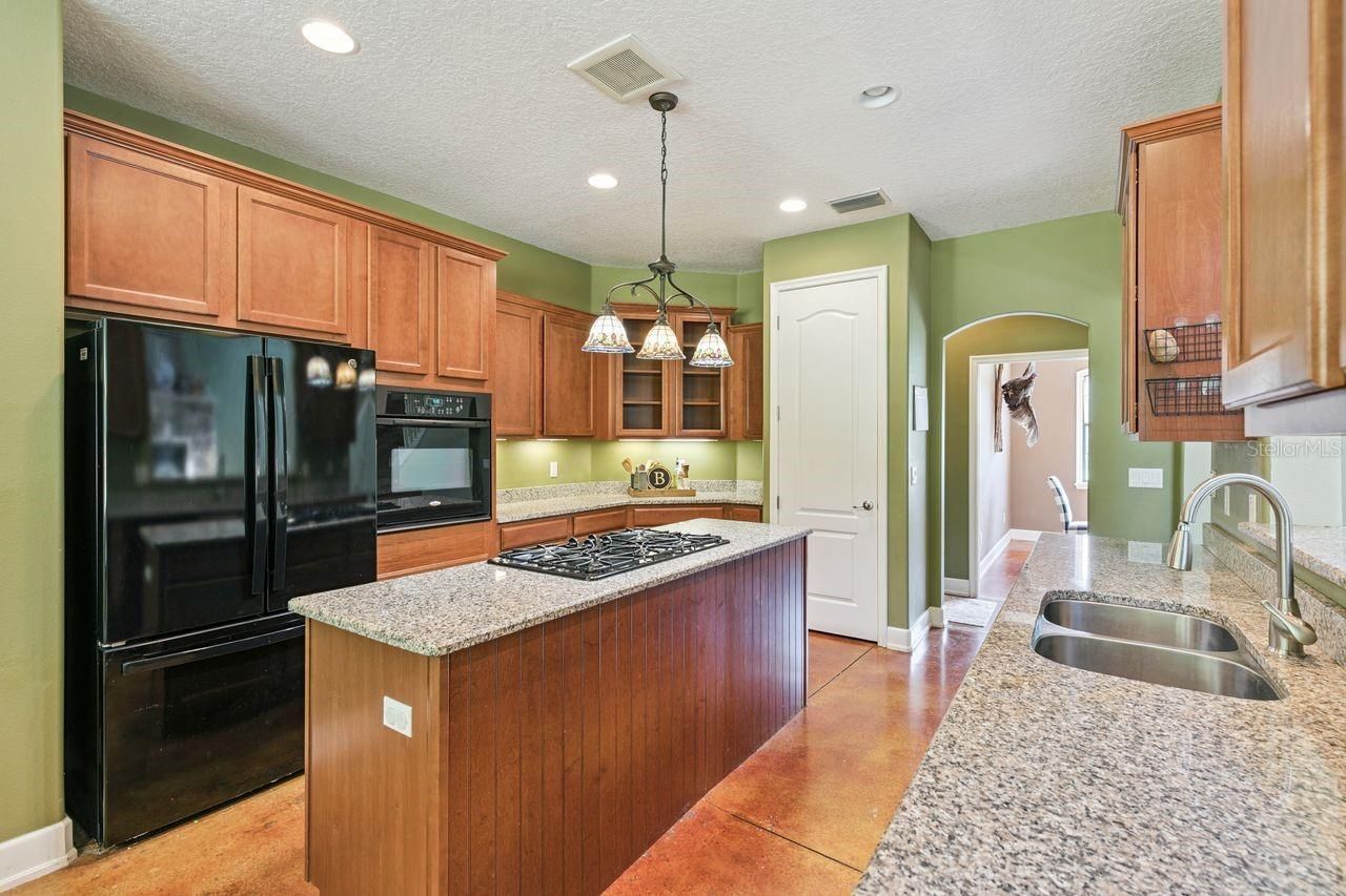 36137 Mattawan Drive , Eustis, FL 32736 Photo