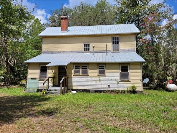 801 NE 1ST STREET , MICANOPY, FL 32667