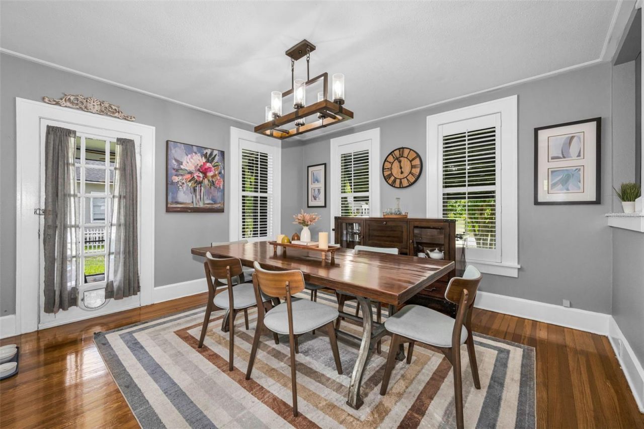3421 Iris Street N, Saint Petersburg, FL 33704 Photo