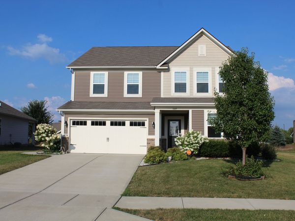 1169 Meadowbank Lane , Avon, IN 46123