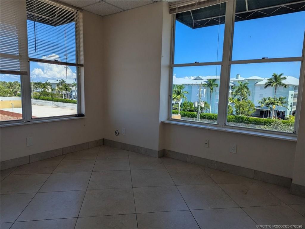 701 NW Federal Highway , Stuart, FL 34994 Photo