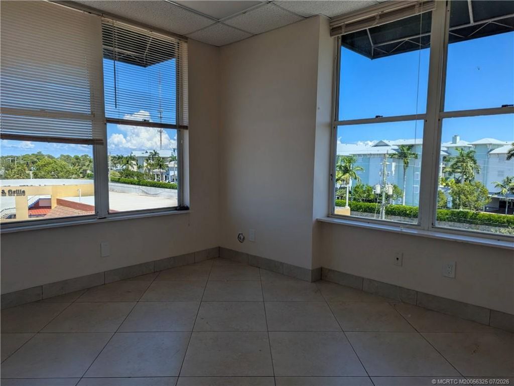 701 NW Federal Highway , Stuart, FL 34994 Photo