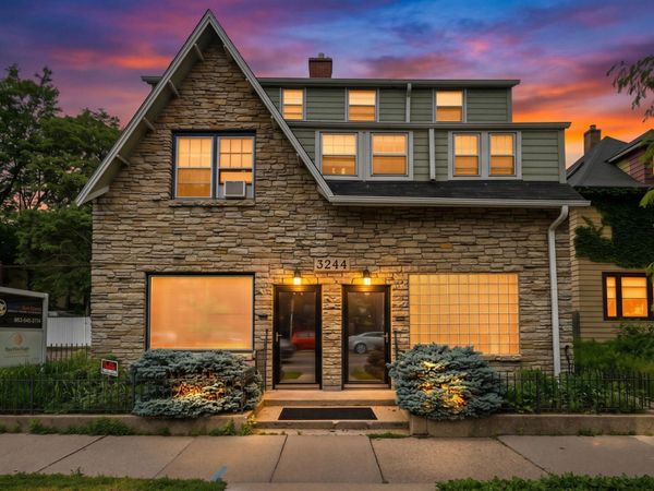 3244 Lyndale Avenue S, Minneapolis, MN 55408
