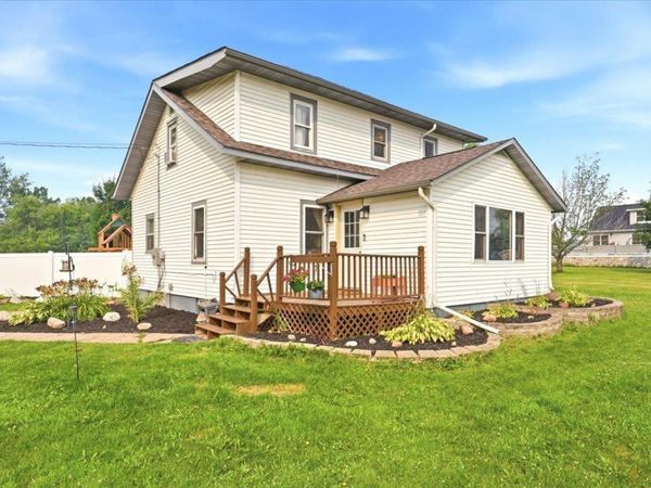 825 1st Avenue , Cumberland, WI 54829