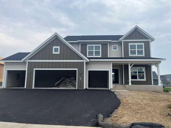 1003 Oakwood Lane S, Delano, MN 55328