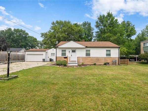 327 Baxter Street , Medina, OH 44256