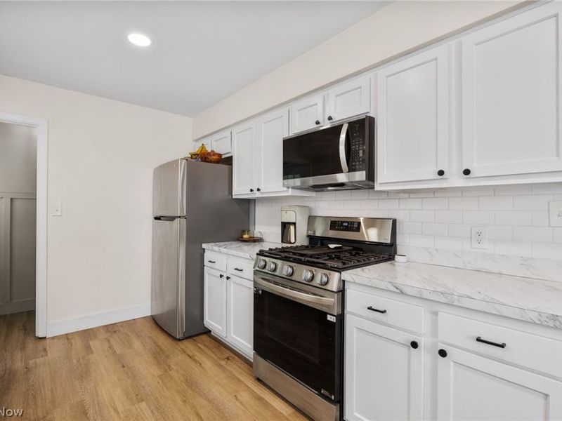 327 Baxter Street , Medina, OH 44256 Photo 8