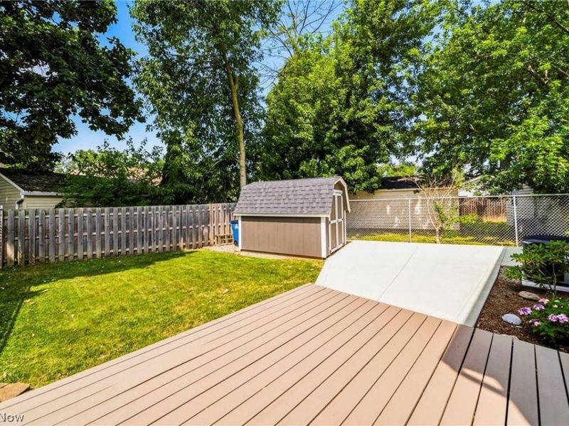 37377 Green Drive, Eastlake, OH 44095 Photo 20