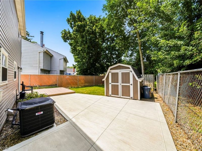 37377 Green Drive, Eastlake, OH 44095 Photo 21