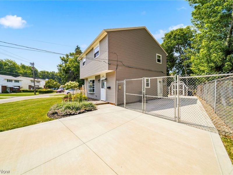 37377 Green Drive, Eastlake, OH 44095 Photo 25