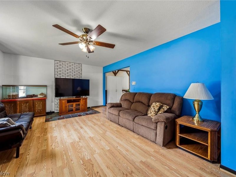37377 Green Drive, Eastlake, OH 44095 Photo 3