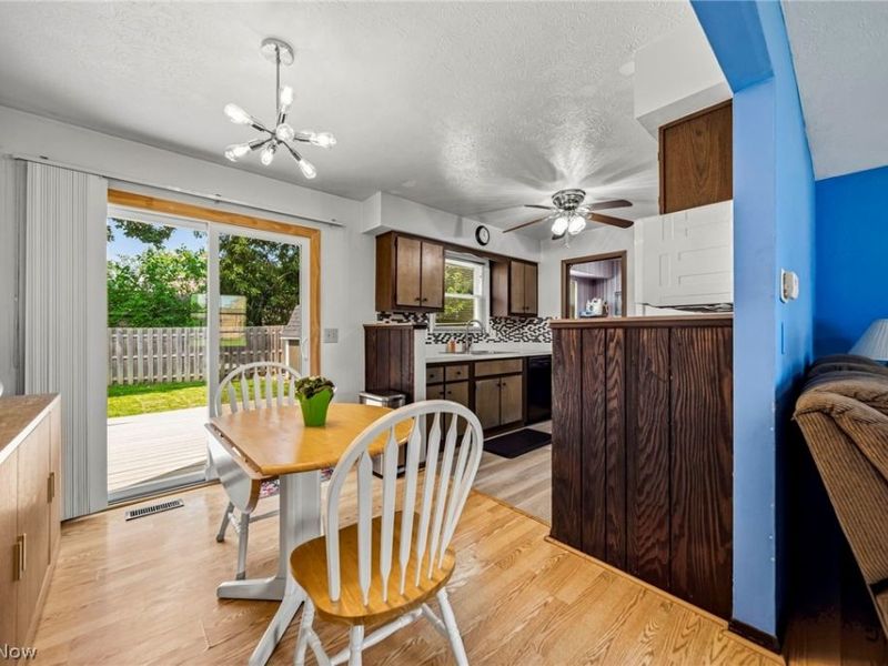 37377 Green Drive, Eastlake, OH 44095 Photo 5