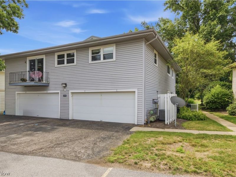 2436 Island Drive, Unit C, Uniontown, OH 44685 Photo 29