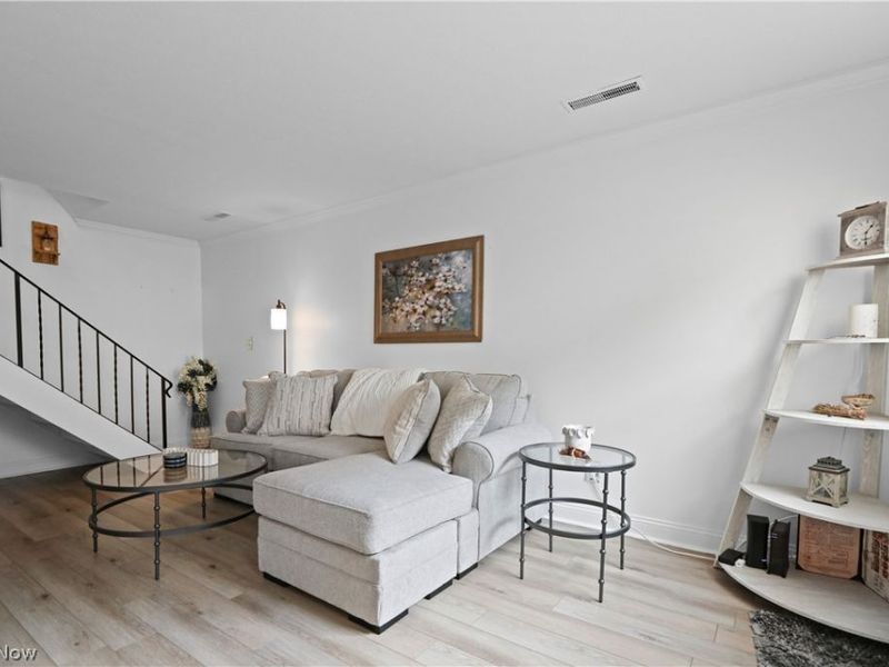2436 Island Drive, Unit C, Uniontown, OH 44685 Photo 5