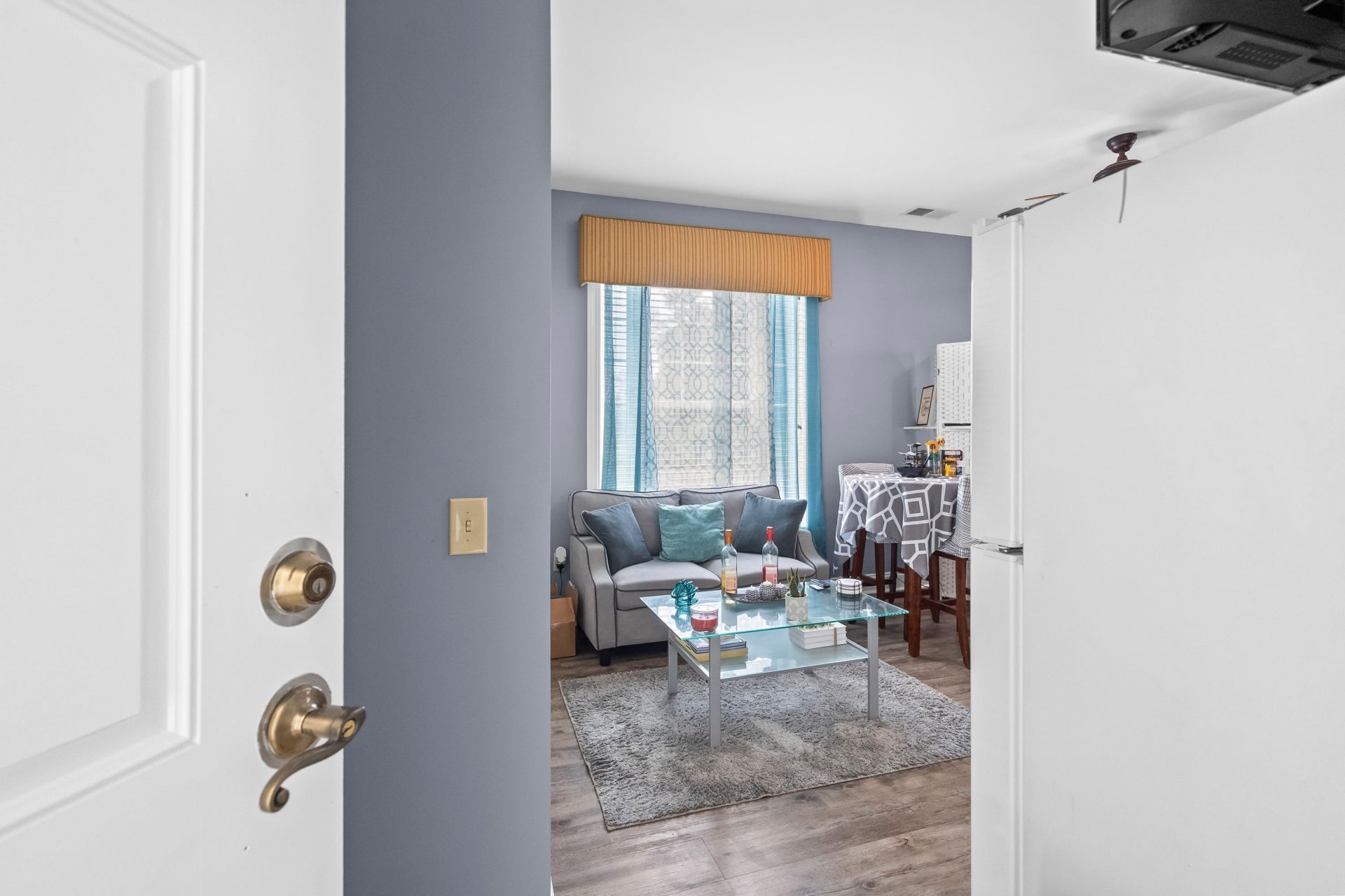 100 Cypress Point Ct. Photo 6