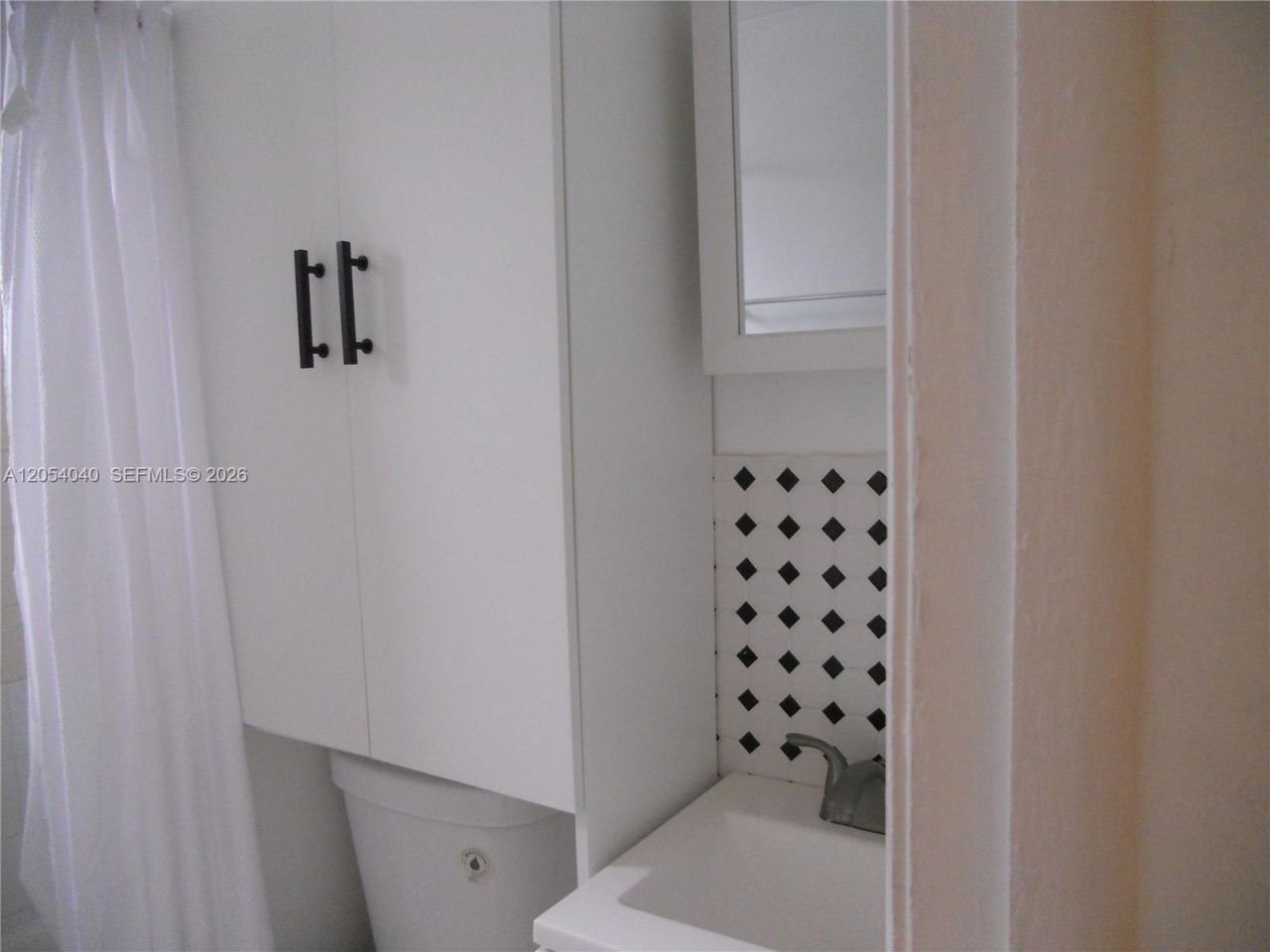 1043 NW 2nd St, Unit 9, Miami, FL 33128 Photo